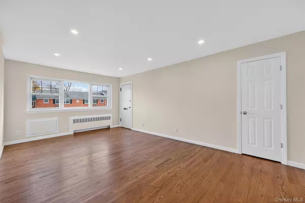 Peekskill, NY 10566,1879 Crompond RD #F13