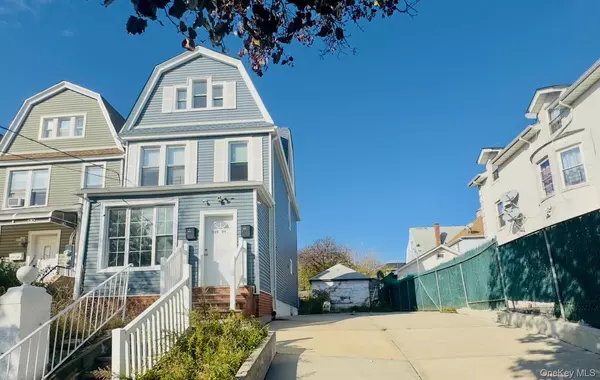 Corona, NY 11368,109-09 34th AVE