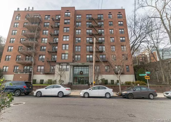 5235 Post RD #1B, Bronx, NY 10471