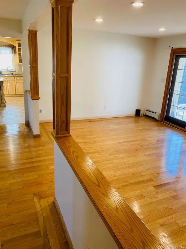 Hicksville, NY 11801,24 Cable LN