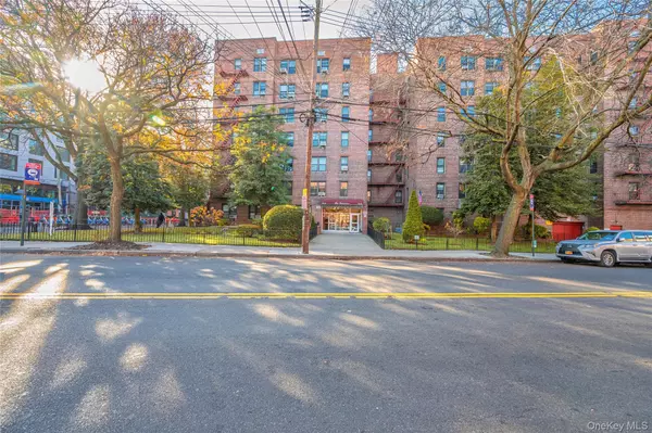 33-44 Junction BLVD #2V, Jackson Heights, NY 11372