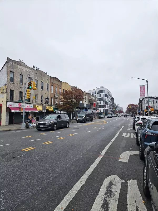 Brooklyn, NY 11226,1325 Flatbush AVE