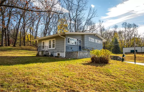 Ossining, NY 10562,320 N Highland AVE