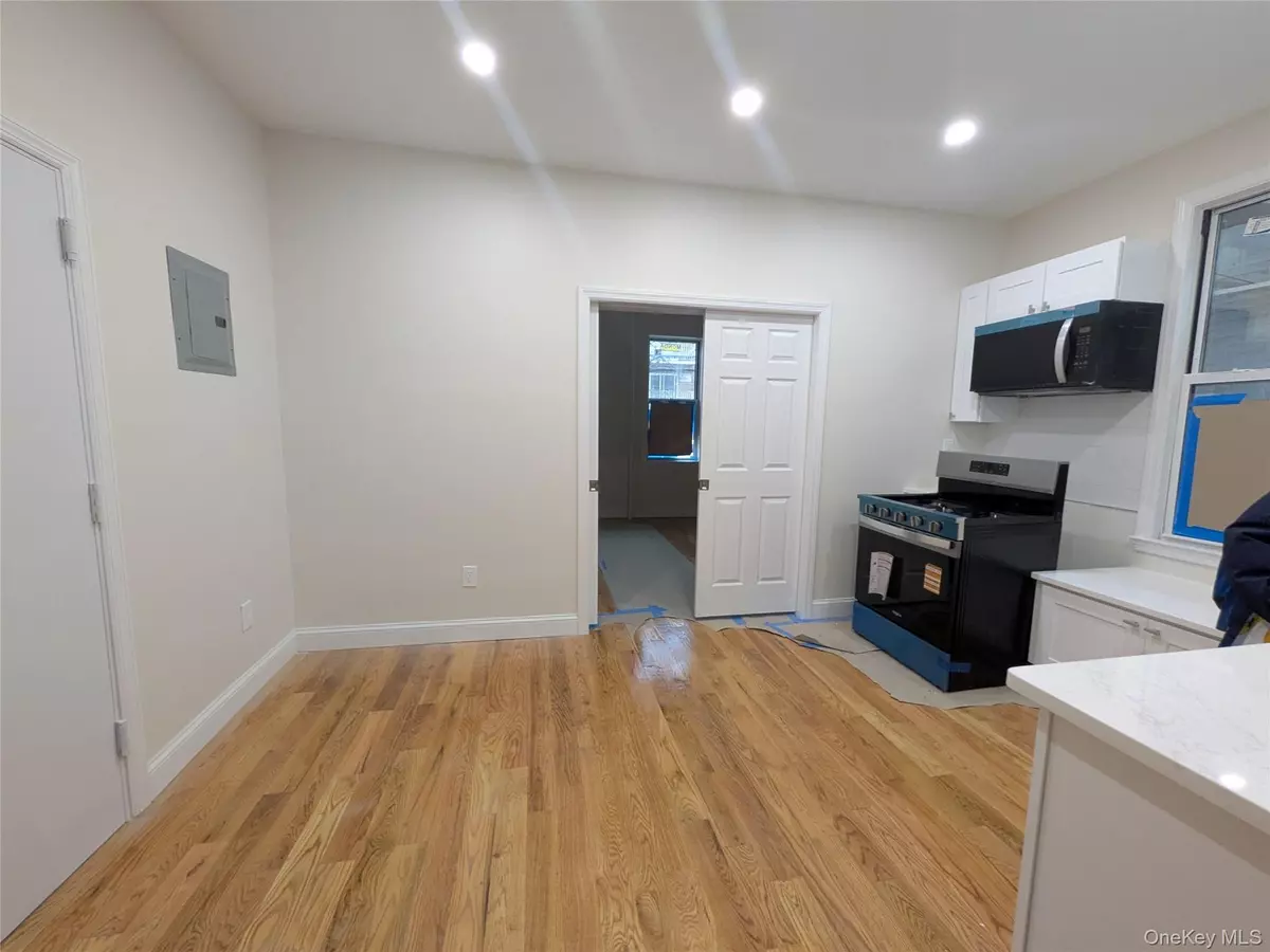 Corona, NY 11368,104-44 42nd AVE #1A