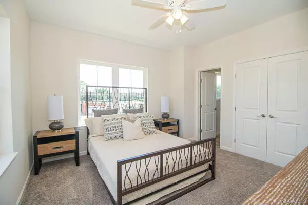 North Babylon, NY 11703,110 Ashley Court AVE