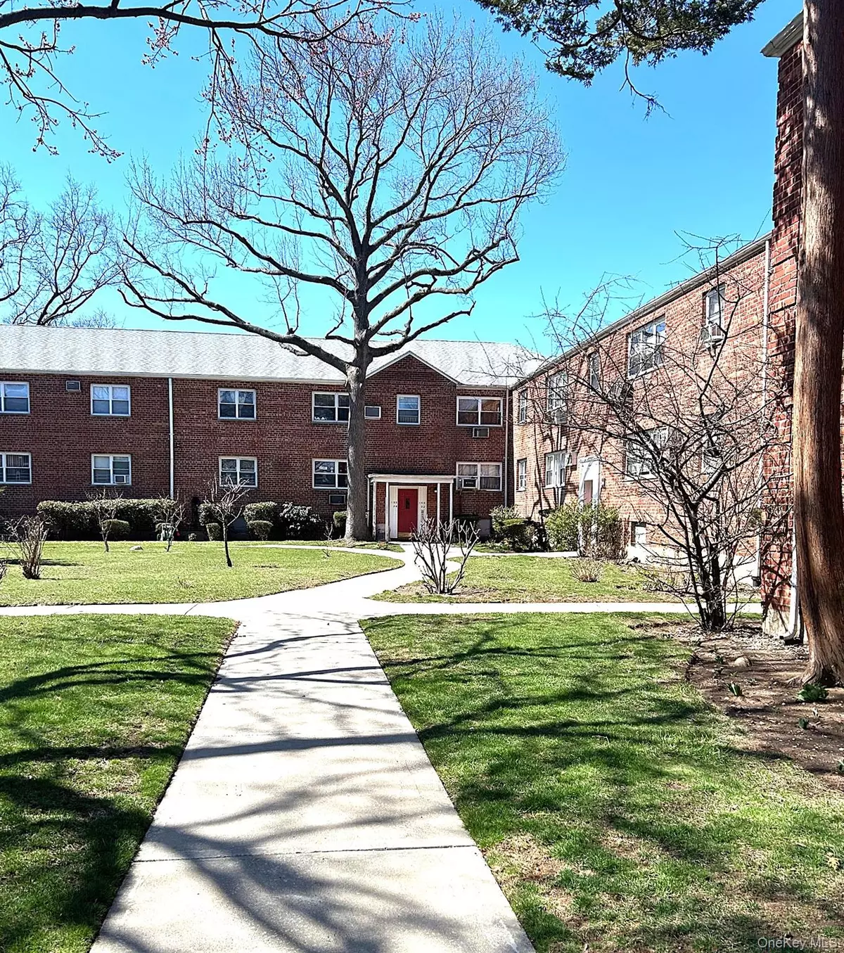 Howard Beach, NY 11414,155-24 84th Street #1