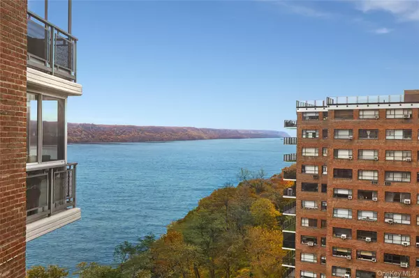 2621 Palisade AVE #10E, Bronx, NY 10463