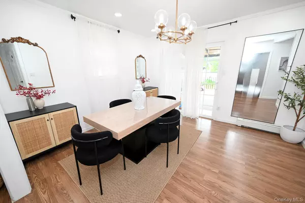 Floral Park, NY 11001,175 Arthur AVE