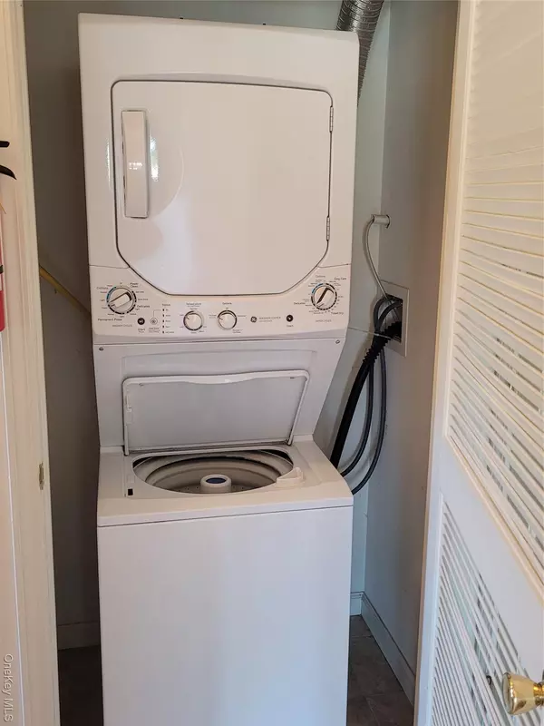 Middletown, NY 10940,266 Ruth CT #266