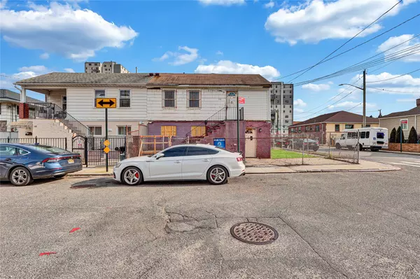 156 Beach 60th ST, Arverne, NY 11692