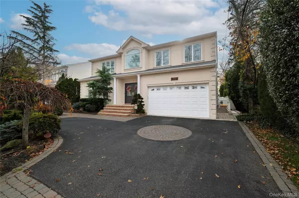 Wantagh, NY 11793,3056 Valentine PL