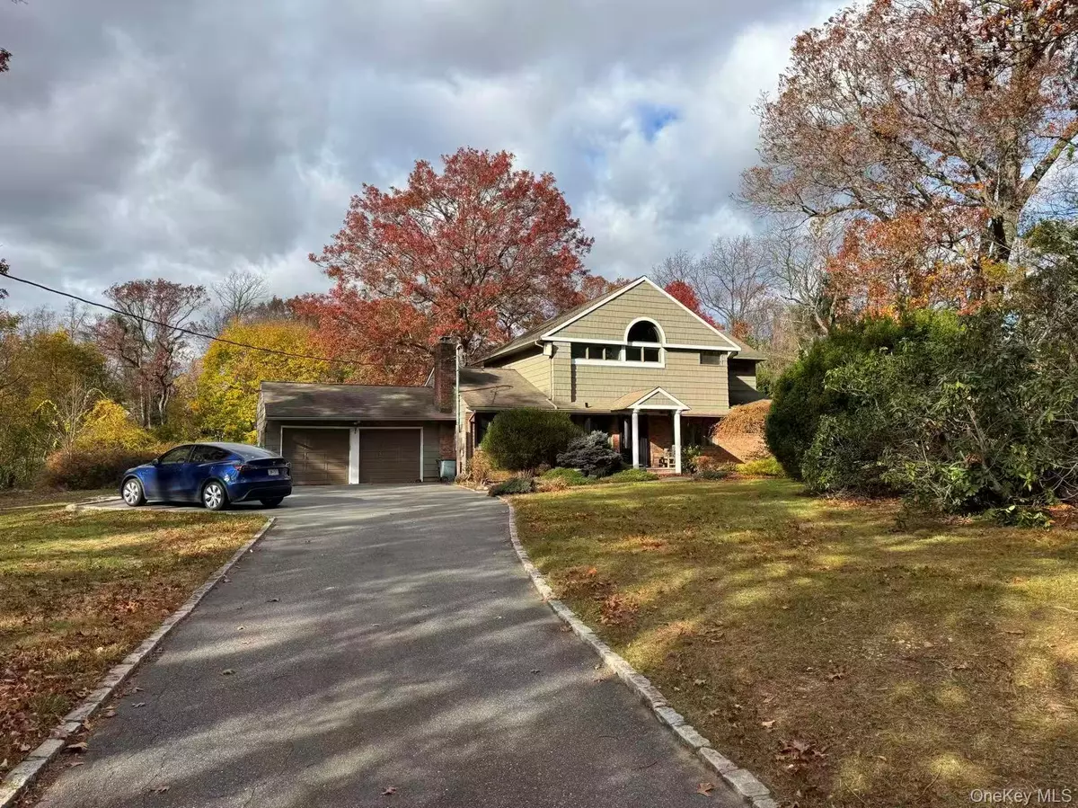 Glen Head, NY 11545,4 Norgate RD