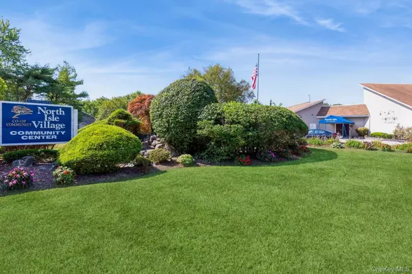 Coram, NY 11727,30 Kiowa CT #K30