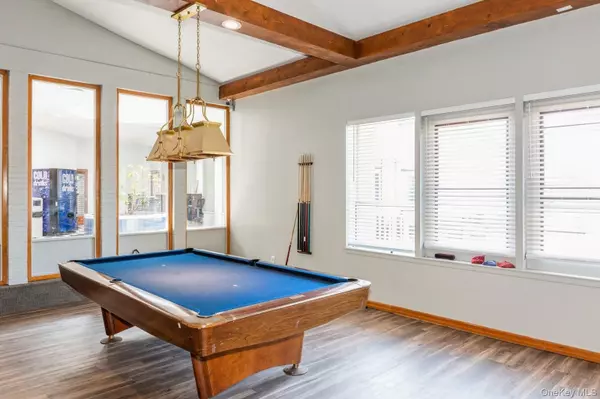 Coram, NY 11727,30 Kiowa CT #K30