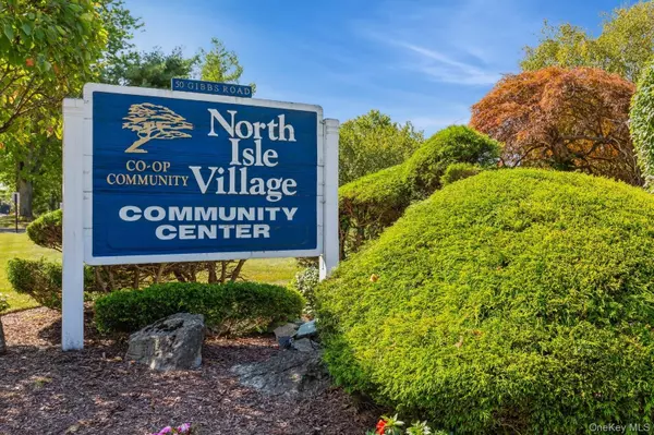 Coram, NY 11727,30 Kiowa CT #K30