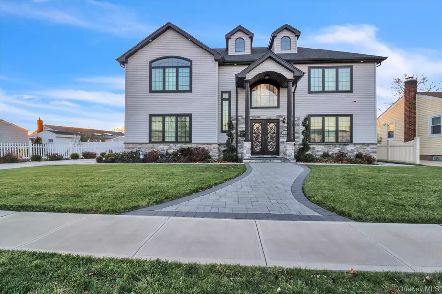 858 Prescott ST, Valley Stream, NY 11580