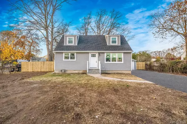 Central Islip, NY 11722,34 Hilliard AVE