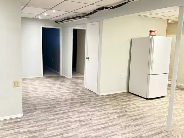 Mastic, NY 11950,133 Moriches AVE