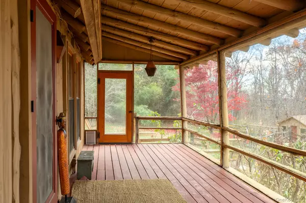 Red Hook, NY 12571,79 Torre Rock RD