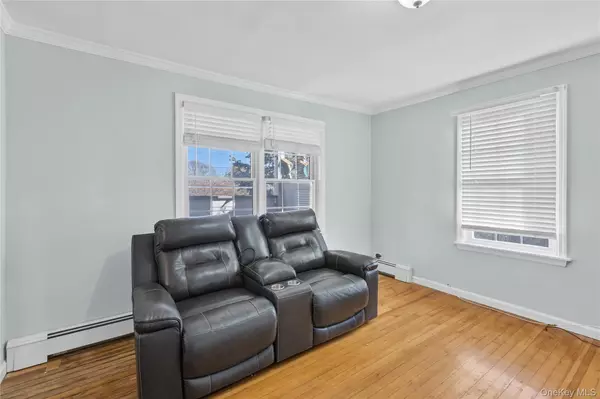 Huntington Station, NY 11746,81 Fairground AVE