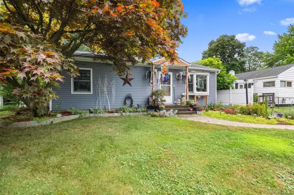 Cornwall, NY 12518,17 Perry RD