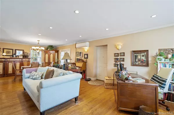 West Hempstead, NY 11552,126 Oakland AVE