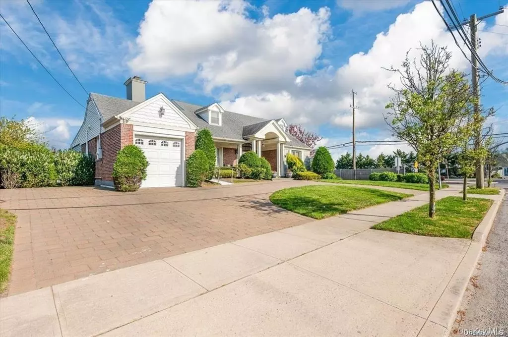 Atlantic Beach, NY 11509,102 Richard ST