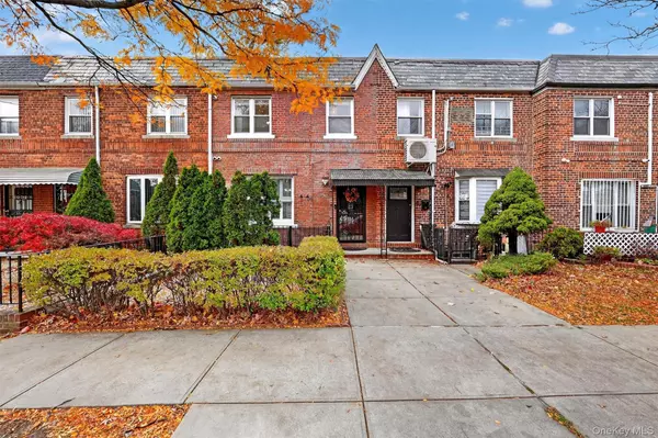 East Elmhurst, NY 11370,1956 81st ST