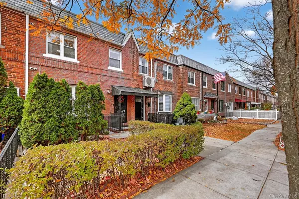 East Elmhurst, NY 11370,1956 81st ST