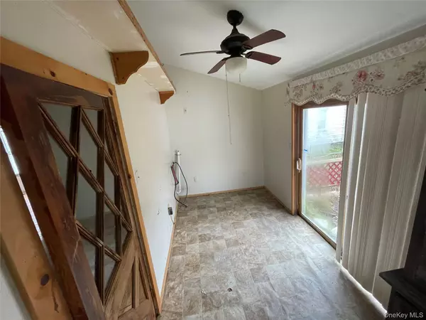 Callicoon, NY 12745,865 N Branch Hortonville RD