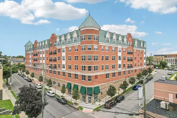 Port Chester, NY 10573,201 Willett AVE #222