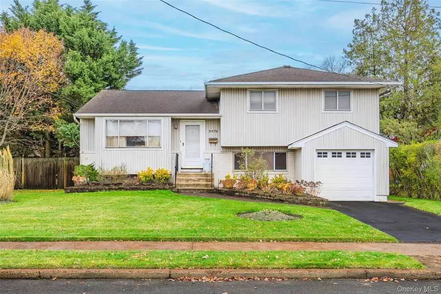 2476 Florin CT, Bellmore, NY 11710