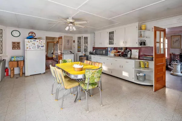 Call Listing Agent, NY 12122,403 Blueberry Hill RD