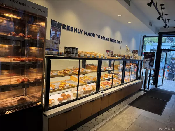 Astoria, NY 11105,22-20 31st street