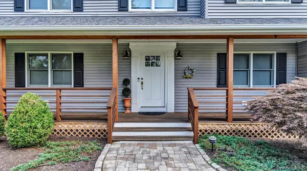 Baiting Hollow, NY 11933,181 Landing LN