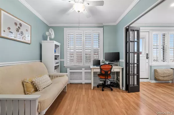 Long Beach, NY 11561,700 Shore RD #7Y