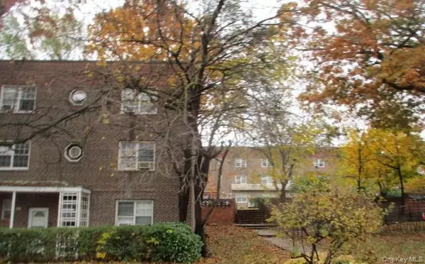 Flushing, NY 11367,135-12 77 AVE #7C