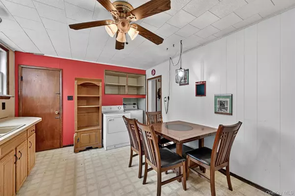 Port Jervis, NY 12771,14 Kingston AVE