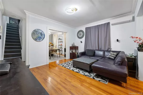 Ozone Park, NY 11417,106-38 95th ST