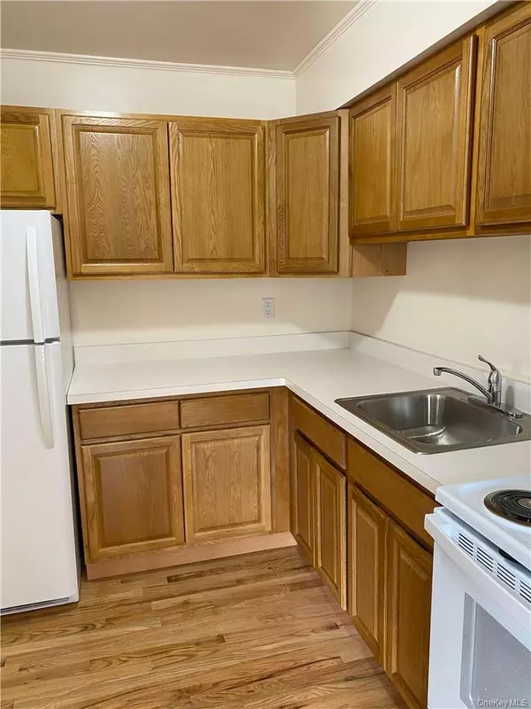 Warwick, NY 10990,436 Park Lane