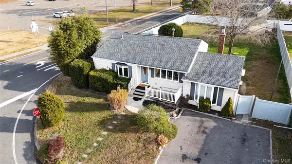 Farmingville, NY 11738,277 Horseblock RD