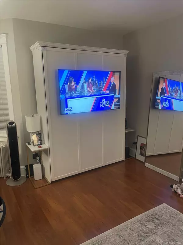 Pearl River, NY 10965,57 N Main ST ##2