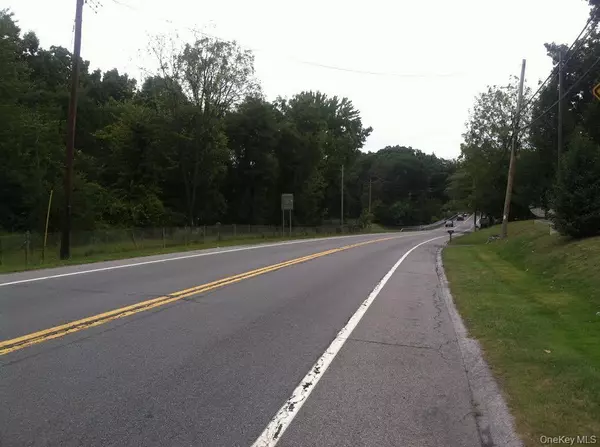 New Windsor, NY 12553,673 LITTLE BRITAIN RD