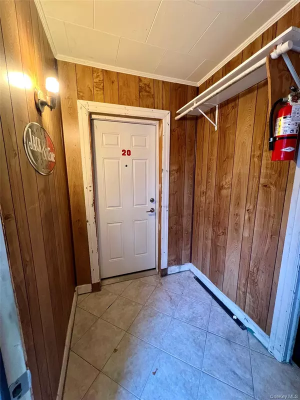 Marlboro, NY 12542,1612-1616 Route 9W #20