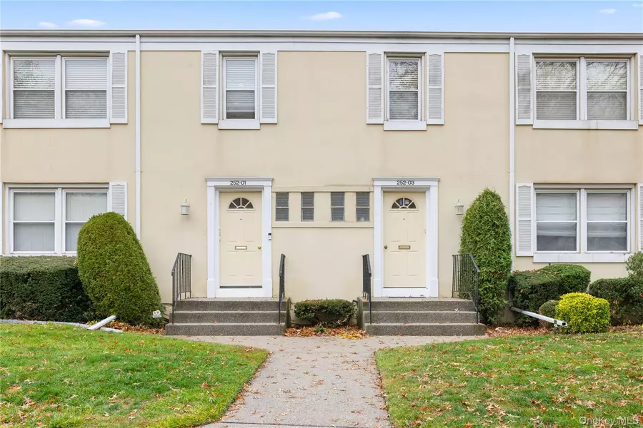 252-01 72nd AVE #Lower, Bellerose, NY 11426