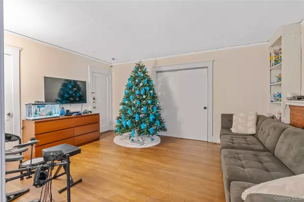 White Plains, NY 10603,63 Grant AVE