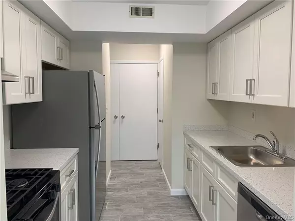 Chester, NY 10918,3607 Whispering HLS