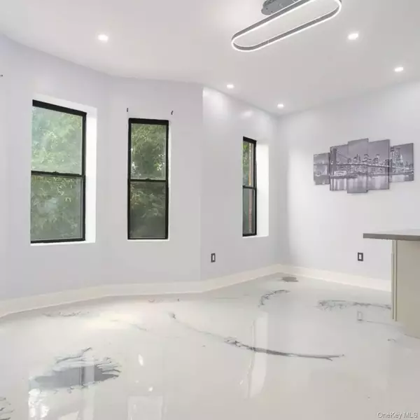 Brooklyn, NY 11208,317 Etna ST