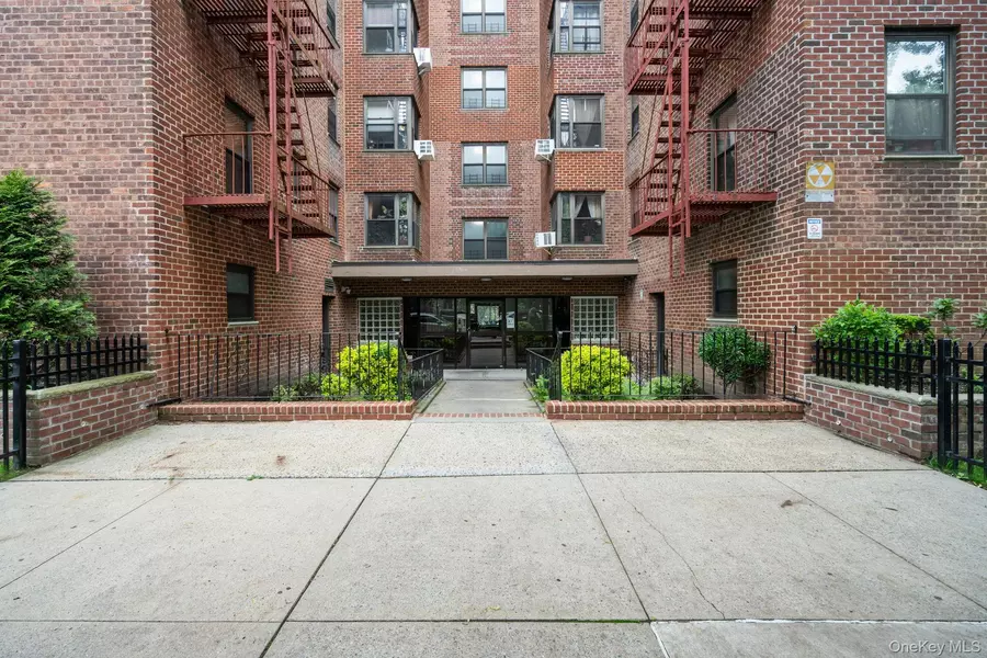 32-40 89 Street #C409, East Elmhurst, NY 11369