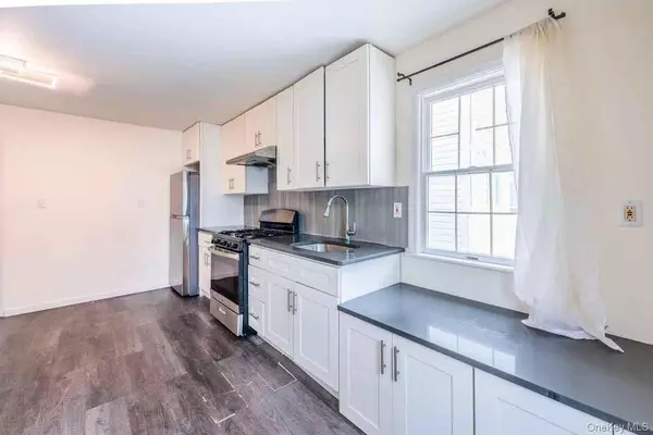 Bayside, NY 11361,3314 204th ST